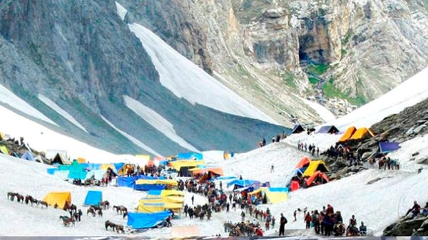 Amarnath Cave Temple snowfall pictures