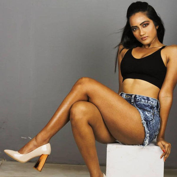 Amika Shail, Bollywood Actress, TV Actress, Mirzapur 2, Laxmii, akshay kumar, Amika Shail Facts, Ami