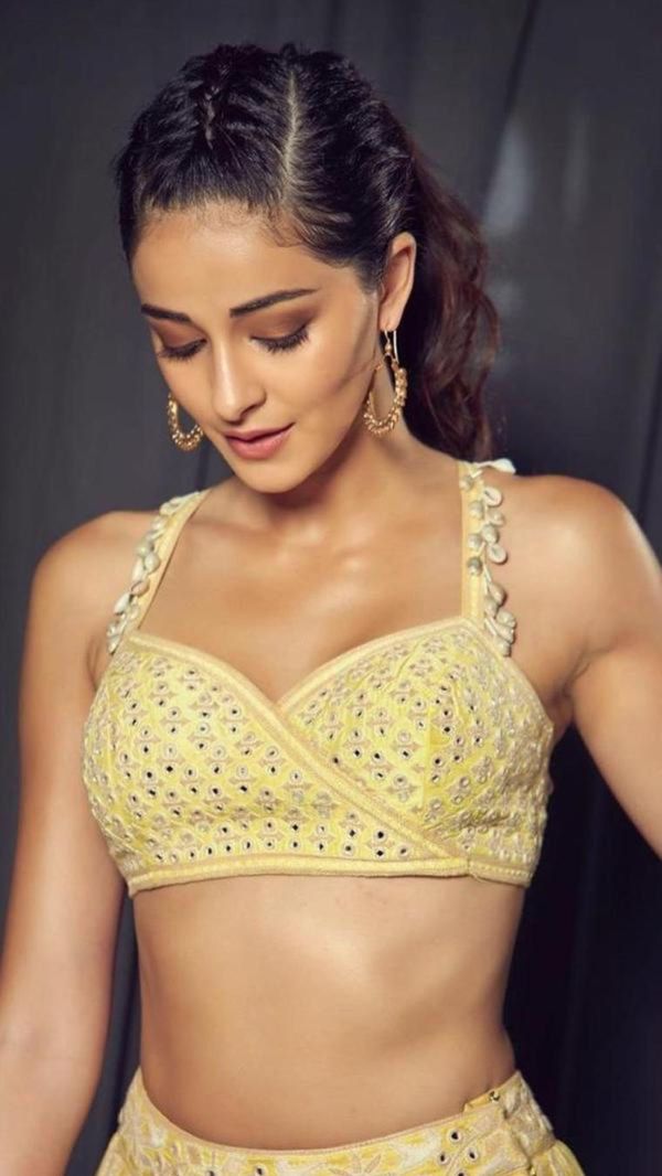 Ananya Panday Hairstyle 2