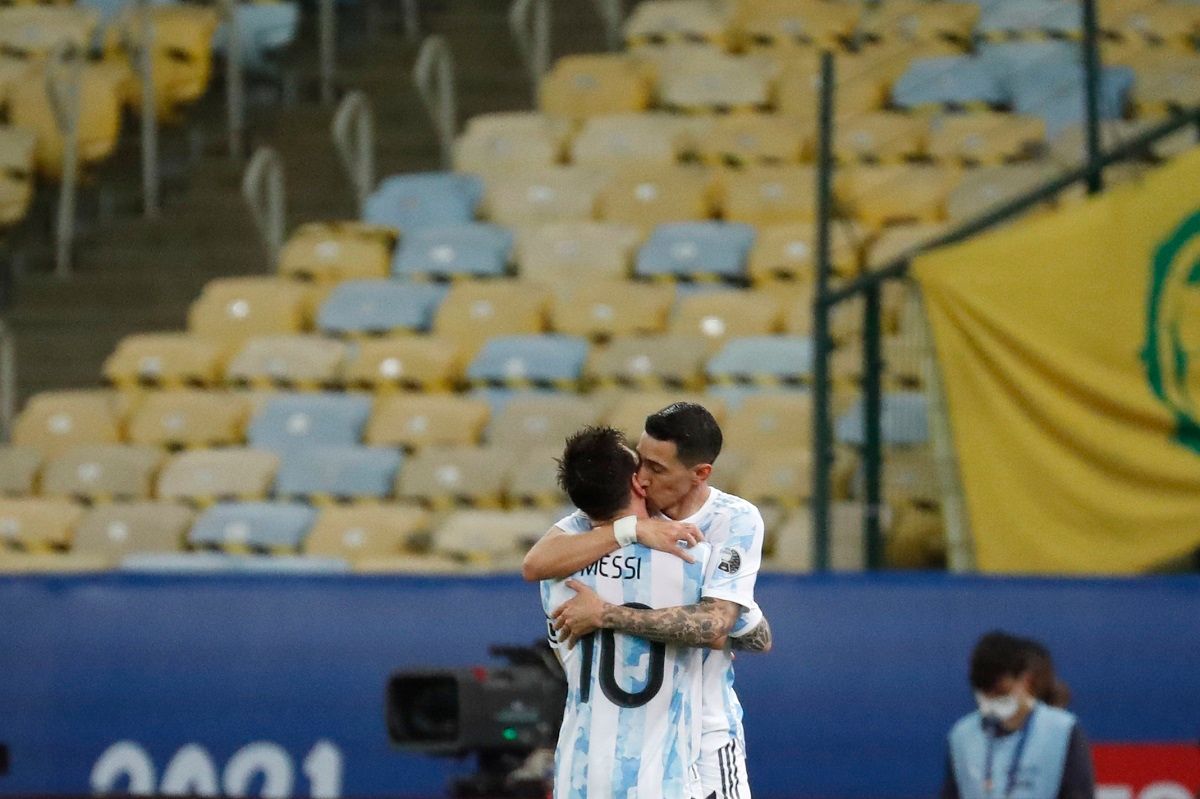 Angel di Maria with Lionel Messi