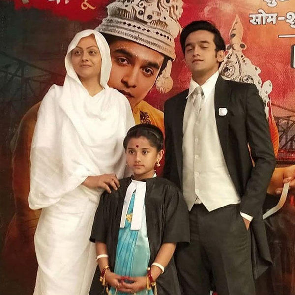 Aura Bhatnagar Badoni, Aura Bhatnagar Badoni TV Serial, Barrister babu,  Barrister babu Star, Barris