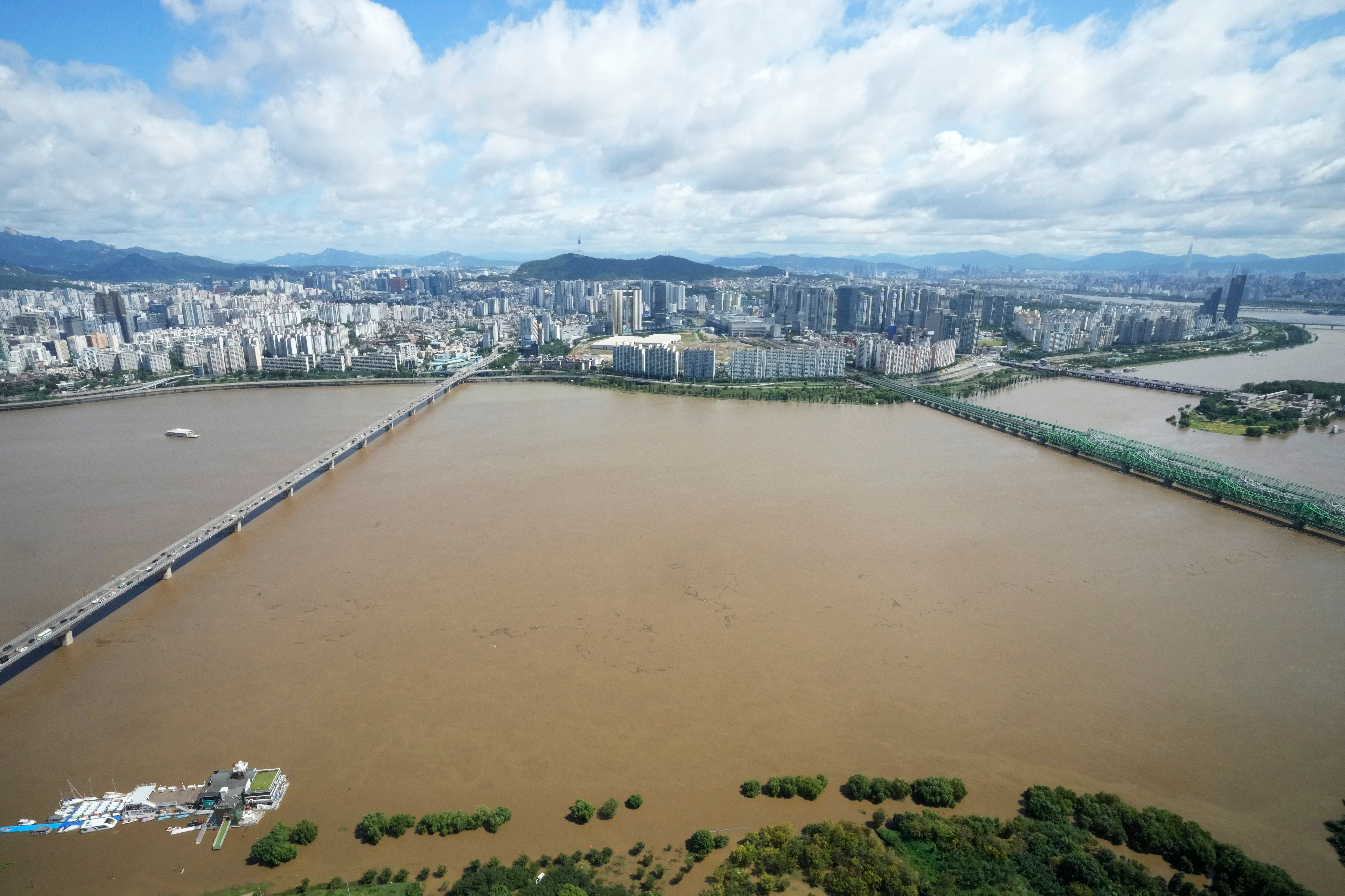 typhoon Hinnamnor in south korea