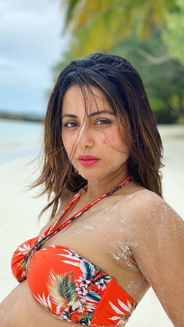 Hina Khan bikini photos 1