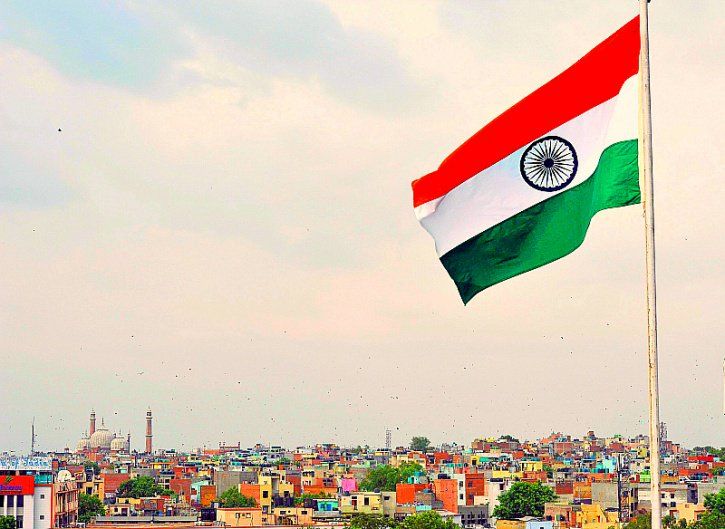 Essay on Indian National Flag, Indian National Flag Image, Indian National Flag size, Indian National Flag photo, तिरंगा झंडा पर न‍िबंध, तिरंगा झंडा फोटो, तिरंगा झंडा का च‍ित्र, तिरंगा झंडा पर दस लाइन, भारतीय राष्ट्रीय ध्वज