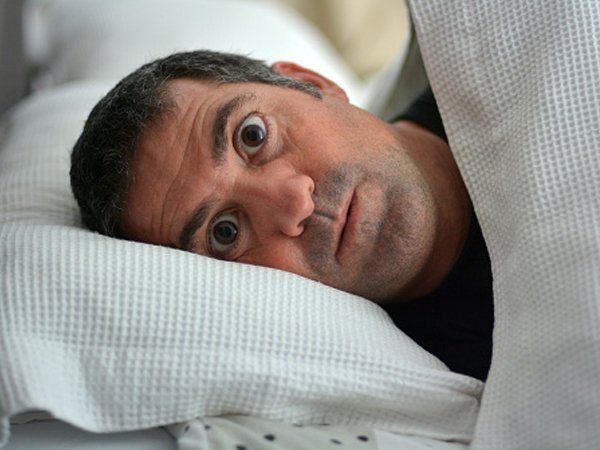 treat insomnia with yoga home remedies neend naa aane ka yog se ilaj gharelu nuskhe 