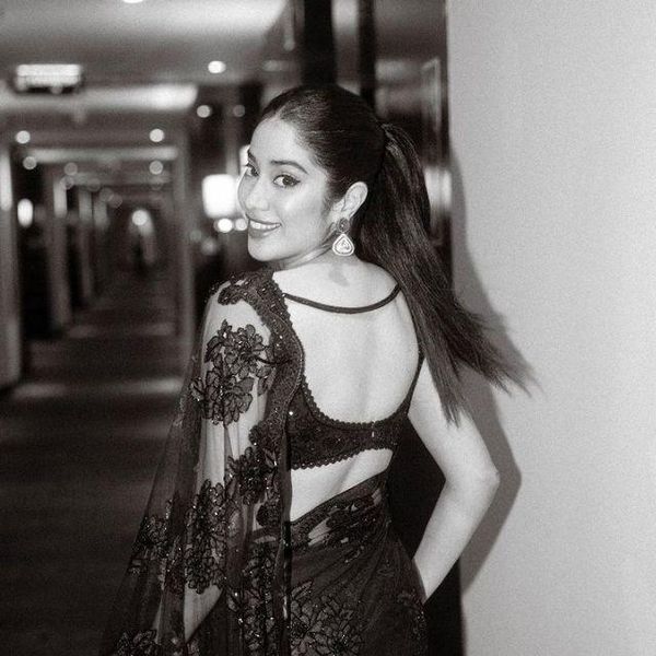 janhvi kapoor photos