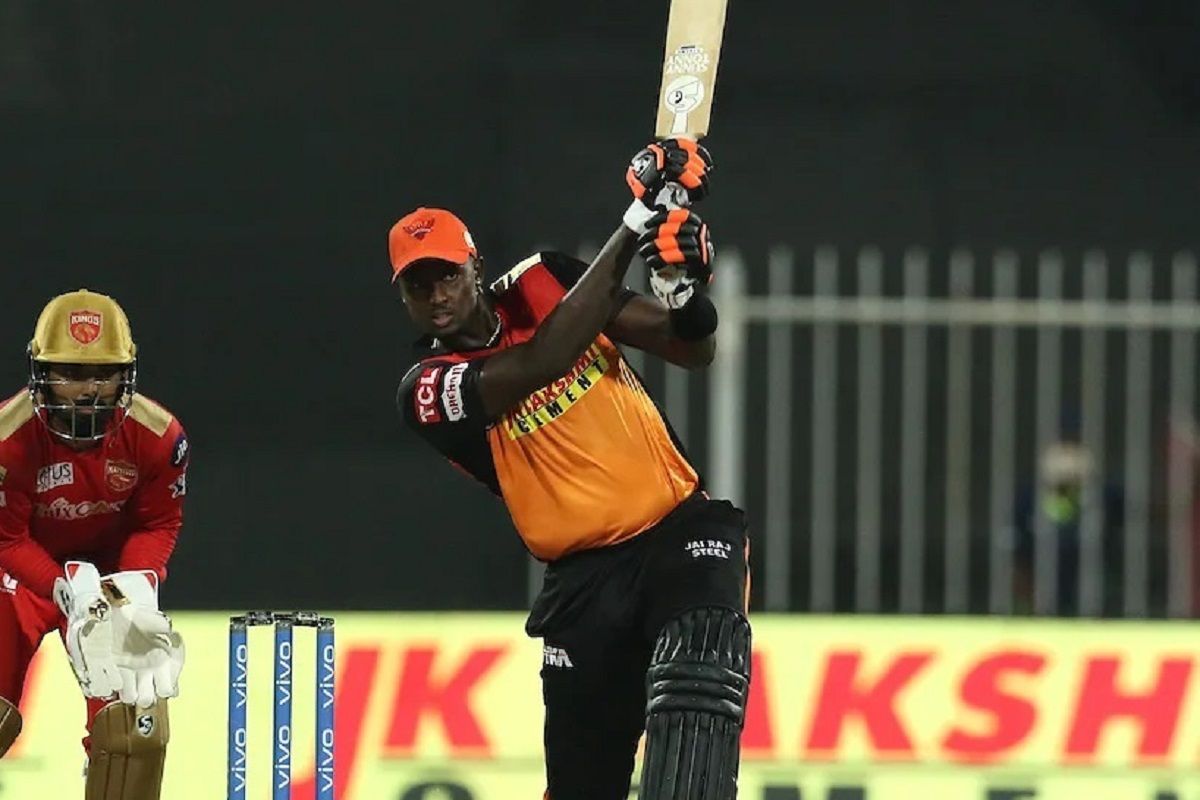 Jason Holder batting against Punjab Kings