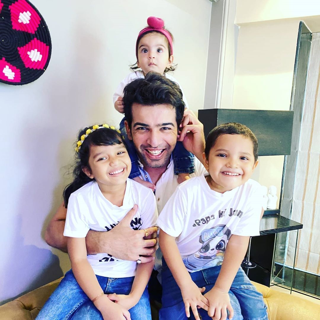 Jay Bhanushali with his daughter and adopted kids