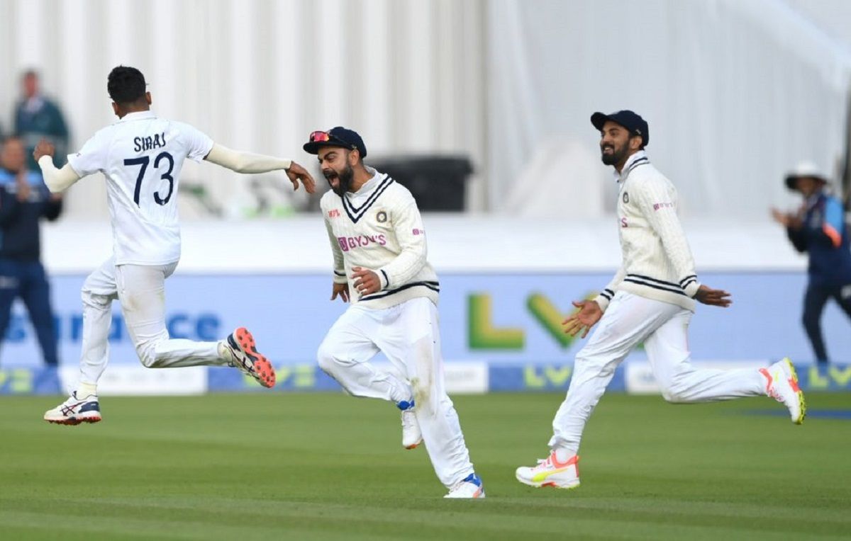 Virat Kohli with Mohammed Siraj and KL Rahul