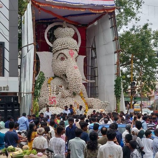 lord ganesha, ganesha, ganesh chaturthi, ganesh utsava, ganesha idol, lord ganesha idol