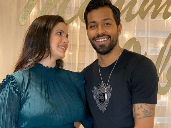 hardik pandya affairs with bollywood actress and models elli evram