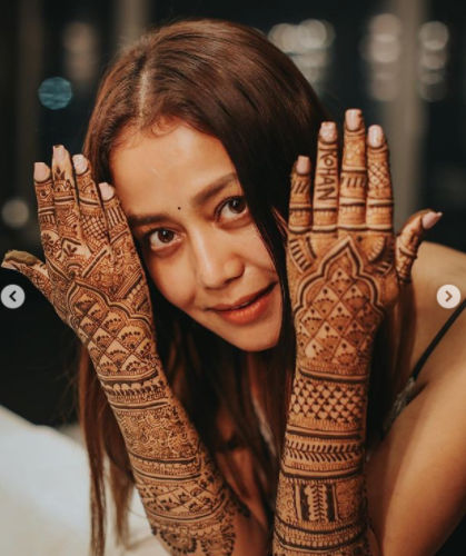 Pin by Honey on Henna mehndi | Latest mehndi designs, Mehndi designs for  fingers, Mehndi designs for hands