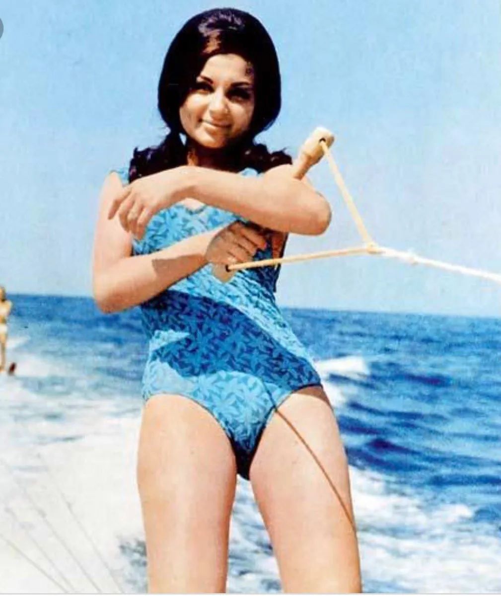 old actress bikni 1 Sharmila Tagore