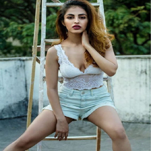 priya banerjee,priya banerjee hot and bold photos,Priya Banerjee nude photos, priya in bikni