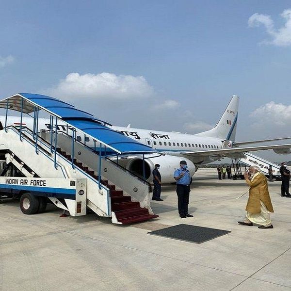 pm modi heads to ayodhya 