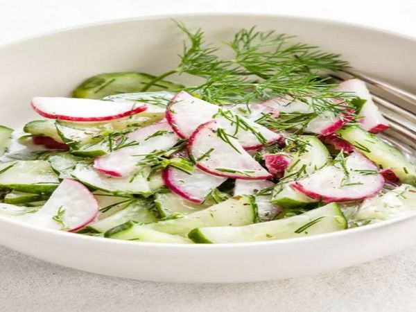 यहां जानिए कैसे मूली आपके लिए फायदेमंद है।