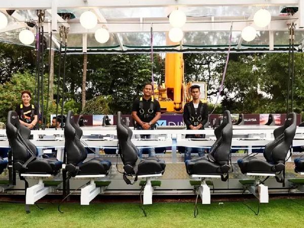 restaurant, fly dining, noida, flying restaurant 