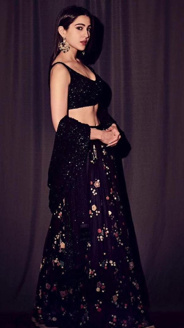 Sara Ali Khan Lehenga Photo 3