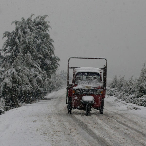 first snowfall in kashmir in november 2019 see photos