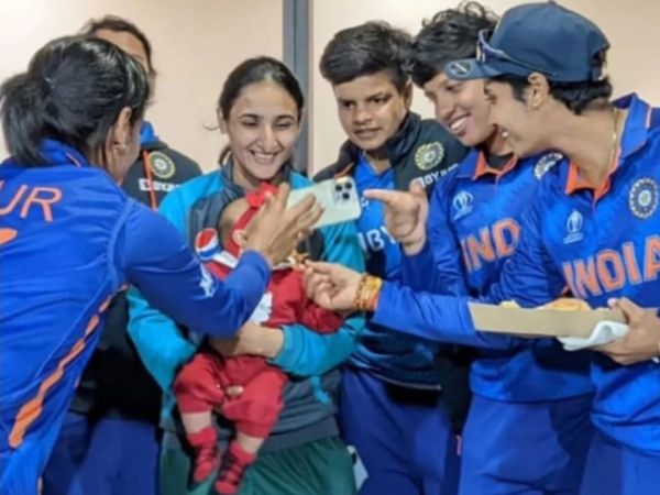 mother cricketers playing in ICC Womens world cup 2022