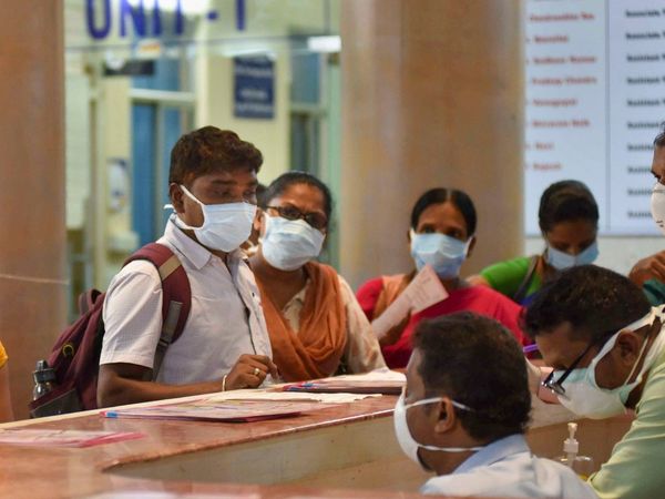 Coronavirus is threatening the worldwide economy: कोरोना की वजह से दुनिया भर की अर्थव्यवस्था पर चोट पहुंची है। 