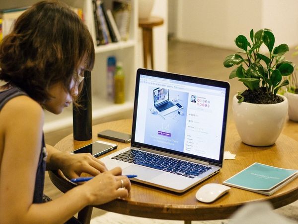 10 smart gadget useful for work from home