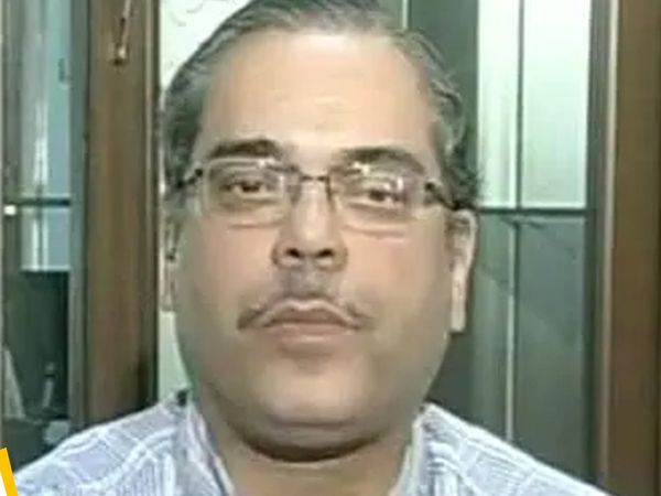 Telecom Sector के Tariff Hike का Market पर असर !| Anand Tandon, Co-Founder Gryffon Advisors LLP