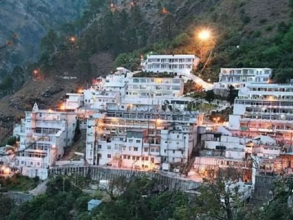 खुशखबरी! अब रोजाना 15 हजार श्रद्धालु कर सकेंगे माता वैष्‍णो देवी के दर्शन, बढ़ाई गई सीमा