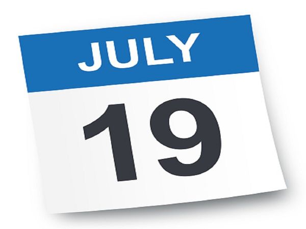 Today history aaj ka itihas July 19 On this day Indira Gandhi nationalized 14 private banks of the country