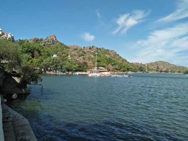  Mountabu's tourism business collapses