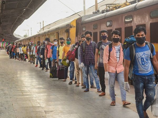 Railway gives relief for those going to Bihar, 7 special trains will run from Delhi, Check time and date here