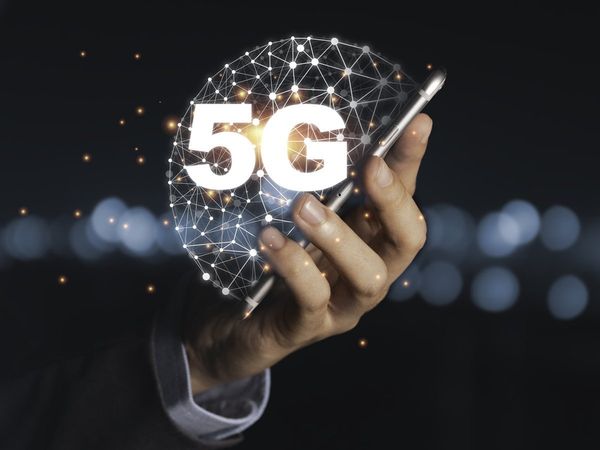 5G spectrum auction: bids worth Rs 1,49,623 crore so far, will continue on Friday