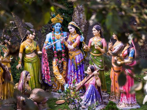 Radha Ashtami 2021 Shayari, Happy Radha Ashtami 2021 Wishes Shayari Images, Status, Radha Ashtami Par Shayari, Shubhkamnaye Sandesh Quotes Messages in Hindi