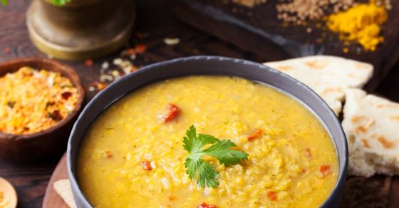 Right time to eat pulses : क्या रात को दाल का सेवन नहीं करना चाहिए? जानिए क्या कहते हैं एक्सपर्ट