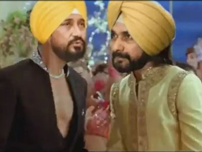 Bhagwant Mann gets Punjab CM chair as Charanjit Channi Navjot Sidhu fight each other in Aap Spoof Viral Video Bhagwant Mann gets Punjab CM chair as Charanjit Channi Navjot Sidhu fight each other in Aap Spoof Viral Video