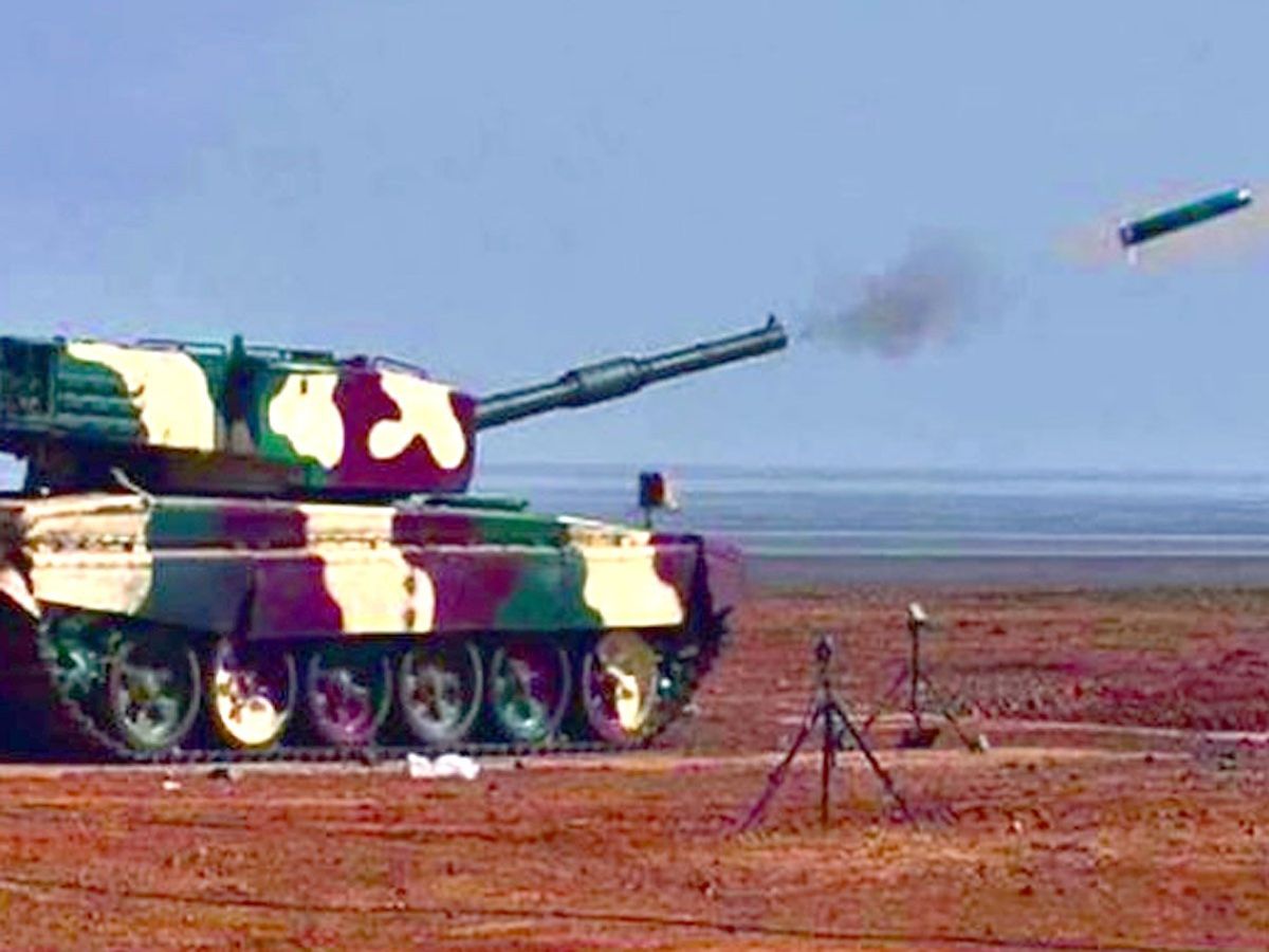 Laser-Guided Anti Tank Missile| DRDO की बड़ी कामयाबी, लेजर गाइडेड एंटी टैंक  मिसाइल का सफल टेस्ट,अर्जुन टैंक से लिखी शौर्य गाथा| DRDO's huge success  successful test of laser guided ...