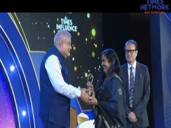 AMAZING Indians Awards 2022 jyotiben tank