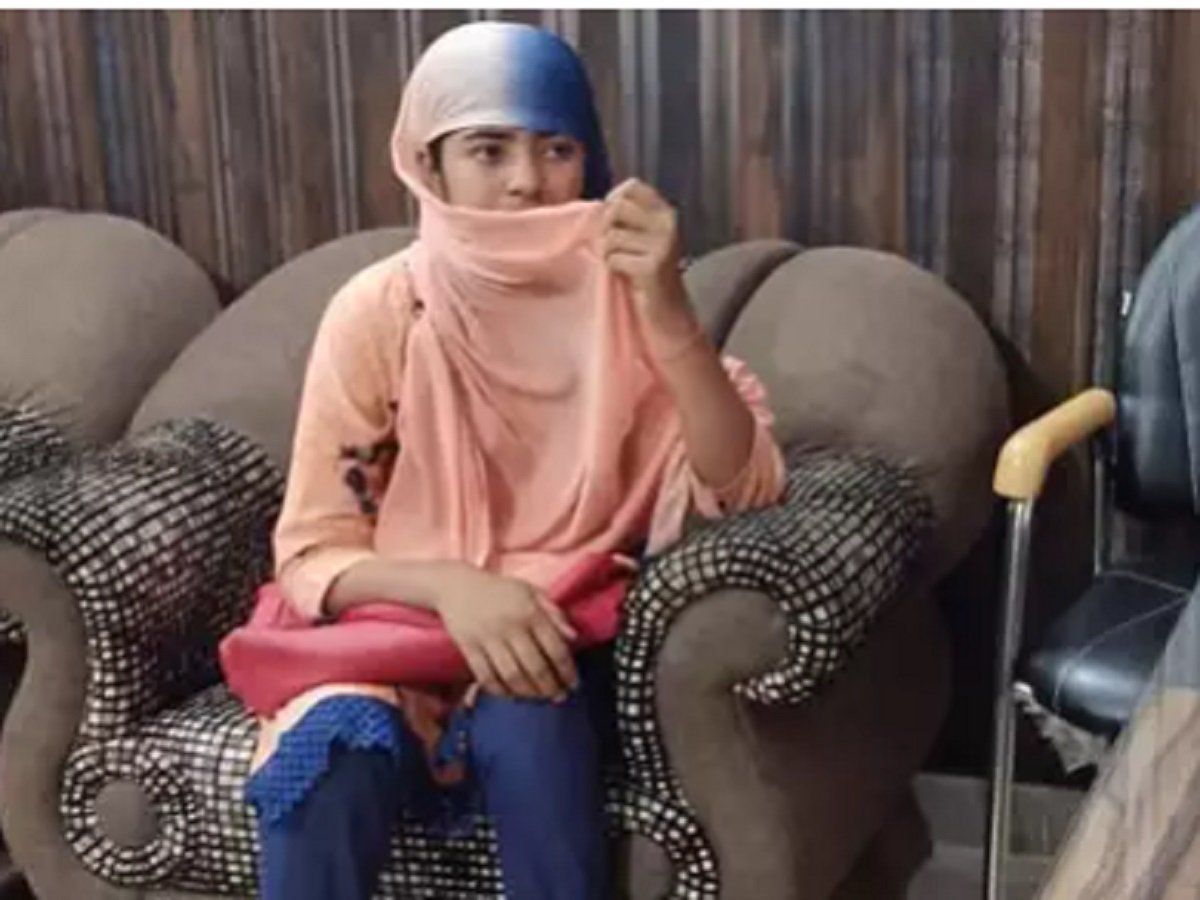 टीचर साइंस की लेकिन 'कला' धोखाधड़ी की, पुलिस के लिए भी पहेली बनी 1 करोड़ सैलरी लेने वाली अनामिका
