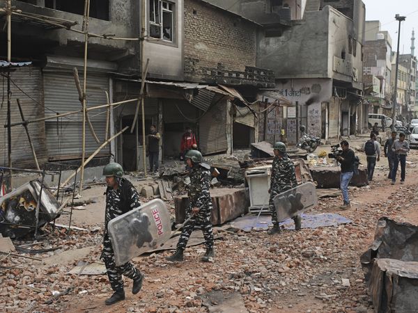 Delhi news today live updates in hindi Delhi violence tahir hussain kapil mishra CAA NRC NPR protest