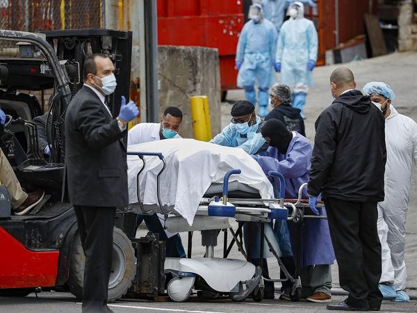 दुनियाभर में कोरोना से हाहाकार, अब अमेरिका में मौतों का आंकड़ा हुआ चीन से ज्‍यादा