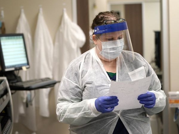 अमेरिका में 1 जून तक हर दिन 3000 मौतें, 2 लाख तक हो सकते हैं रोजाना संक्रमित, रिपोर्ट में चौंकाने वाला अनुमान