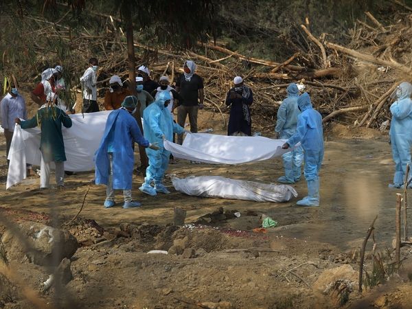कोरोना से जान गंवाने वाले शवों की अदला-बदली, सदमे में परिजन