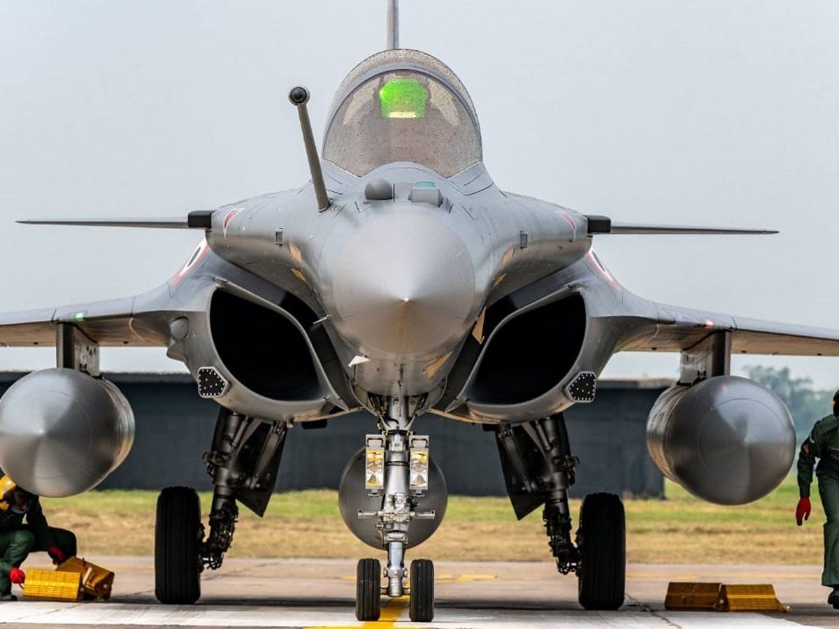 चीन के चेंग्दू J-20, पाकिस्तान के F-16 पर भारी है भारत का Rafale, जानें किसमें कितना है दम