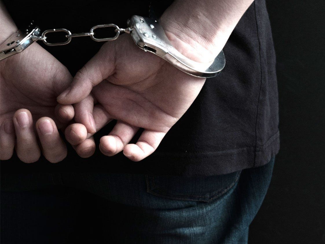 Bihar Crime:बिहार के बेगूसराय में AK-47 और बारूद जब्त, दबोचे गए 4 लोग