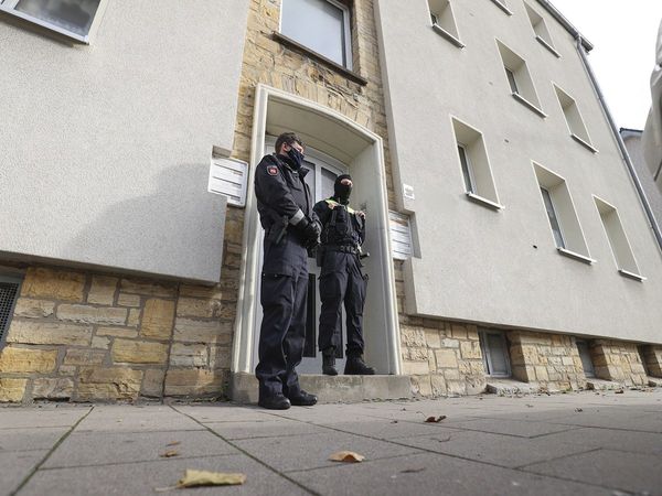 Austria to shut 'radical' mosques after Vienna terror attack