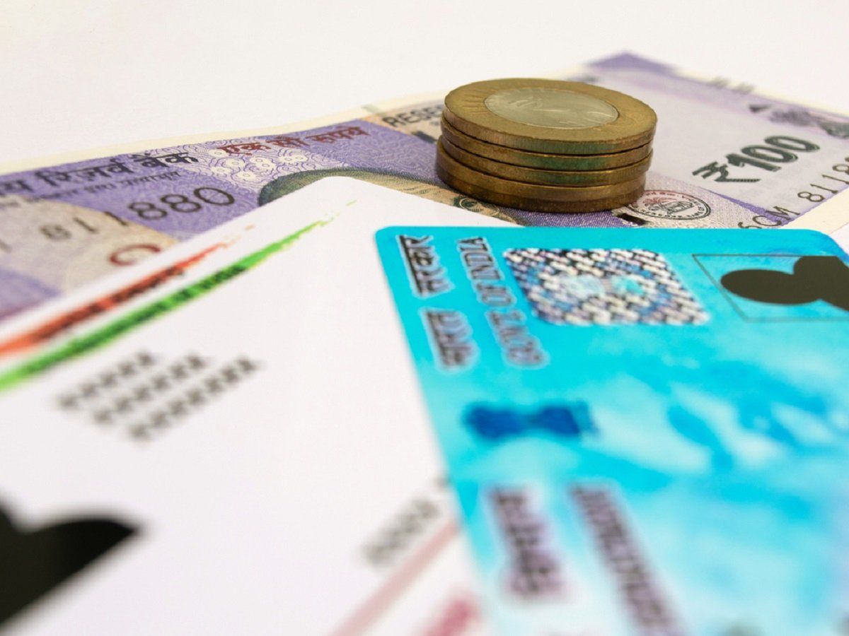 Aadhaar-pan link: नहीं किया पैन-आधार लिंक? अगले महीने से देना होगा दोगुना जुर्माना