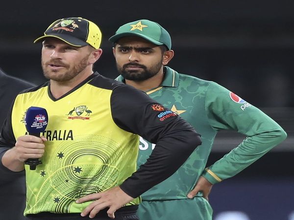 Aaron-Finch-Babar-Azam