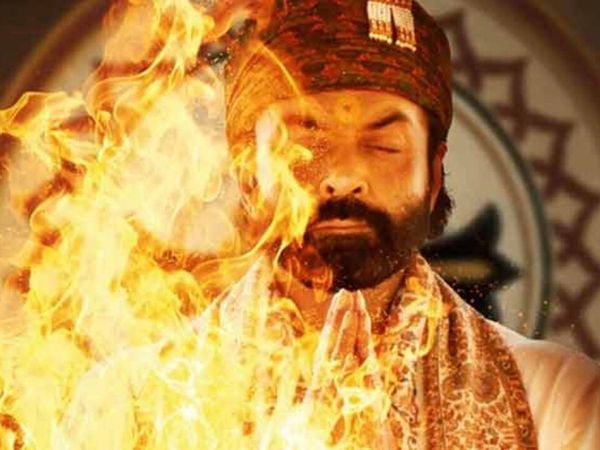 Aashram web series Review