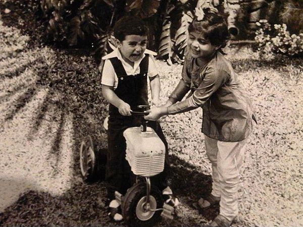 Abhishek bachchan bollywood star Childhood Picture Viral shweta Nanda Share Unseen photo