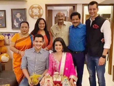Aditya Narayan Indian Idol host wedding festivities roka ceremony with Fiance Shweta Agarwal Aditya Narayan Indian Idol host wedding festivities roka ceremony with Fiance Shweta Agarwal